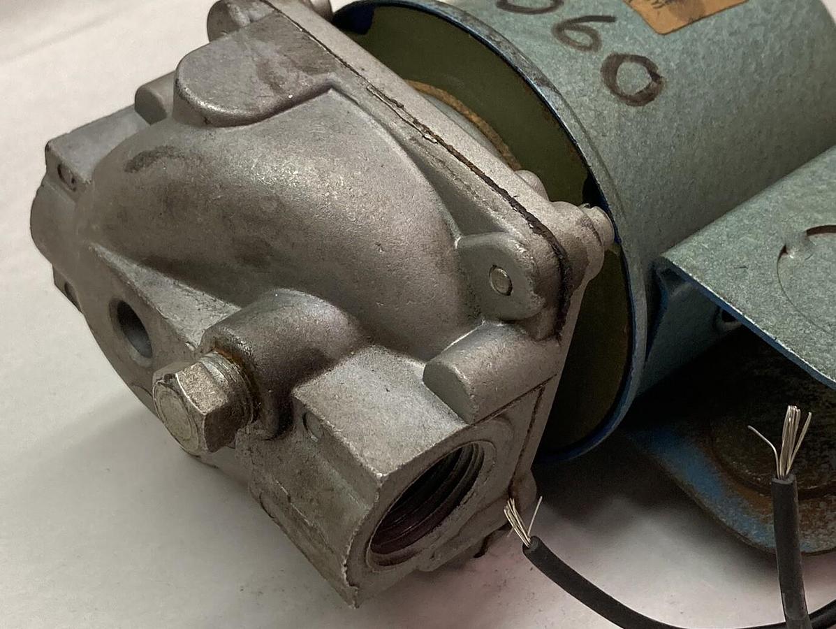 Used ITT,K3A542S,Gas Valve  1/2 Inch NPT 120/60HZ-110/50HZ