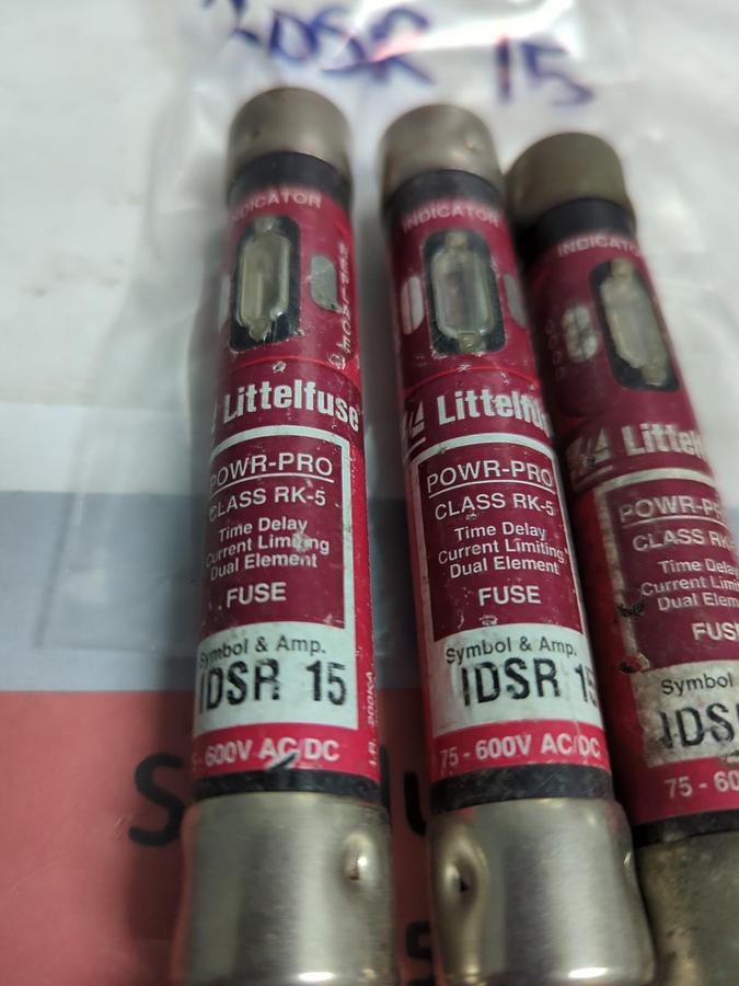 Used LITTELFUSE,IDSR15,INDICATOR 15 AMP FUSE LOT OF 3 PRE-OWNED
