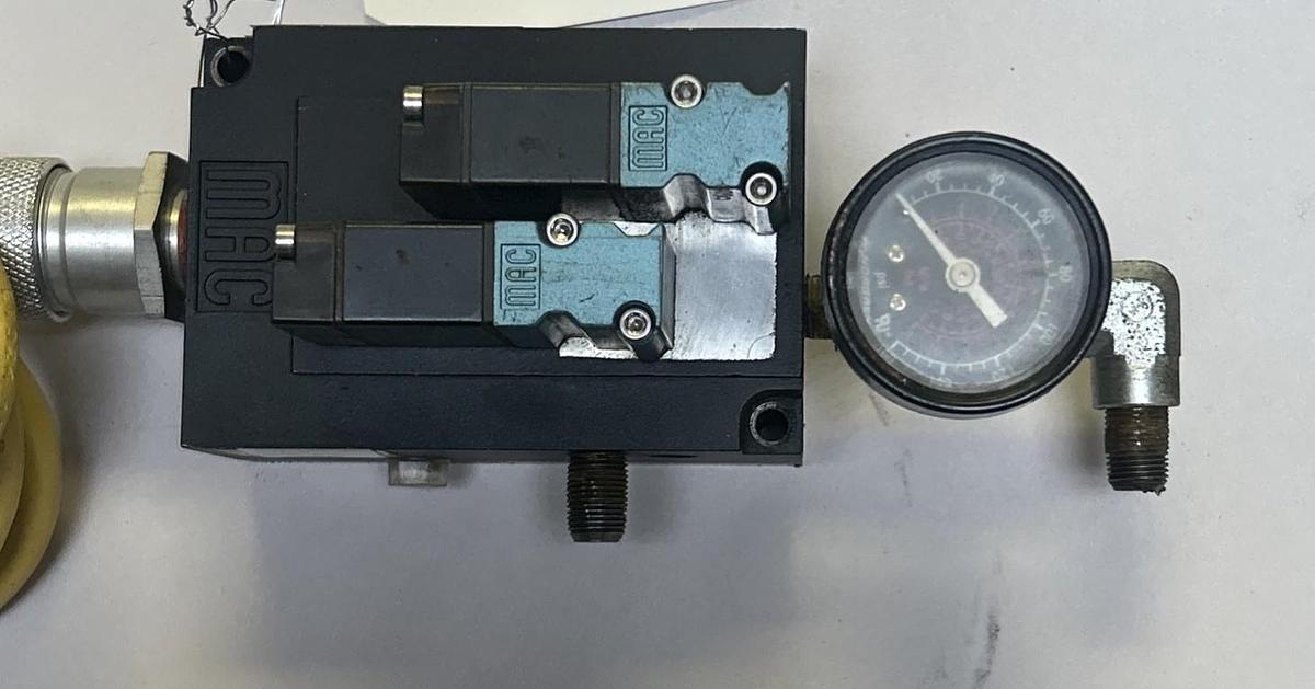 Used MAC VALVES,PPC036B-AAA-0AGE-ABCA-CD,COMMAND SIGNAL MANIFOLD VALVE