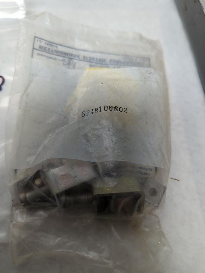 WESTINGHOUSE,624B100G02,CIRCUIT BREAKER LUG LOT OF 9 NOS