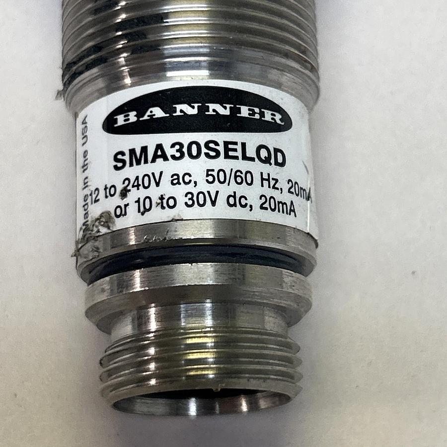 Used BANNER,SMA30SELQD,PHOTOELECTRIC SENSOR EMMITTER