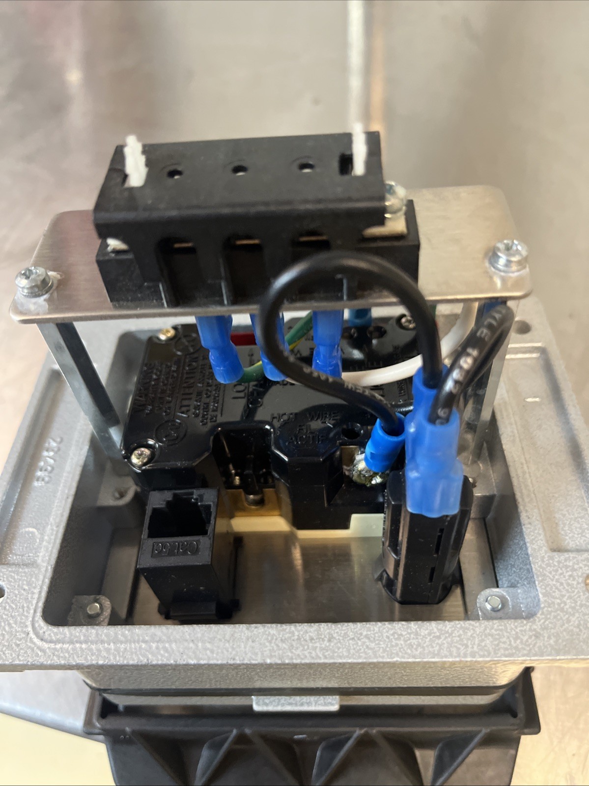 Used MENCOM,NEMA TYPE 4,PROGRAMMIMG DEVICE