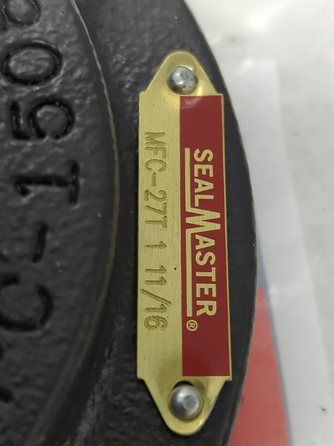 SEALMASTER,MFC-27T,ROUND FLANGE 4-BOLT BEARING 1-11/16 IN BORE SKWEZLOC COLLAR