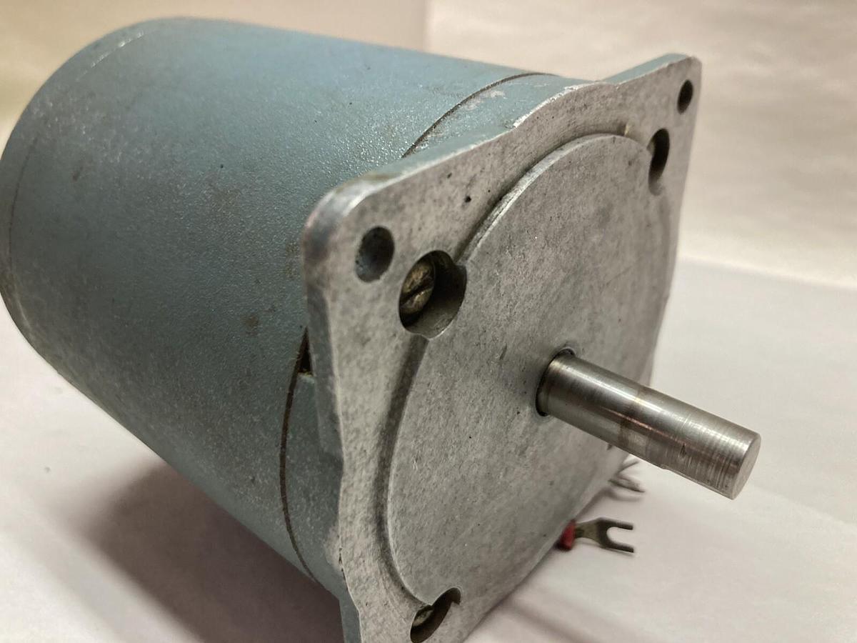 Used Superior Electric,Type M092-FC09,SLO-SYN Synchronous/Stepping Motor