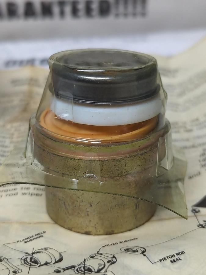 MILLER FLUID POWER,051-KR014-100,BASE-LOK 1" PISTON ROD SEAL ASSY NOS