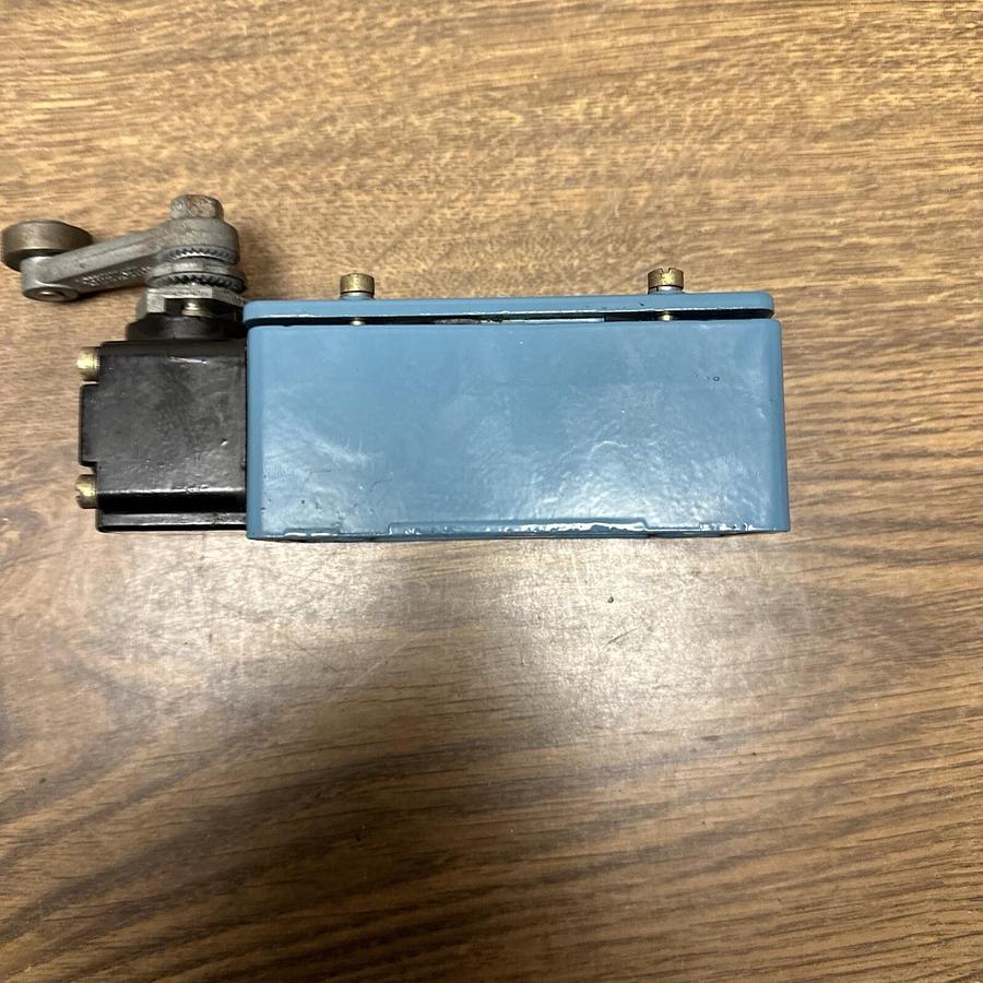 Micro Switch,151M1 9449,Precision Limit Switch