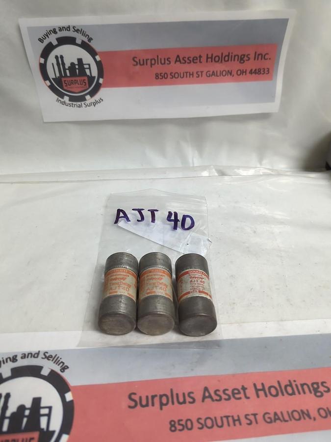 Used GOULD SHAWMUT,AJT 40,AMP-TRAP 40 AMP FUSE LOT OF 3 PRE-OWNED