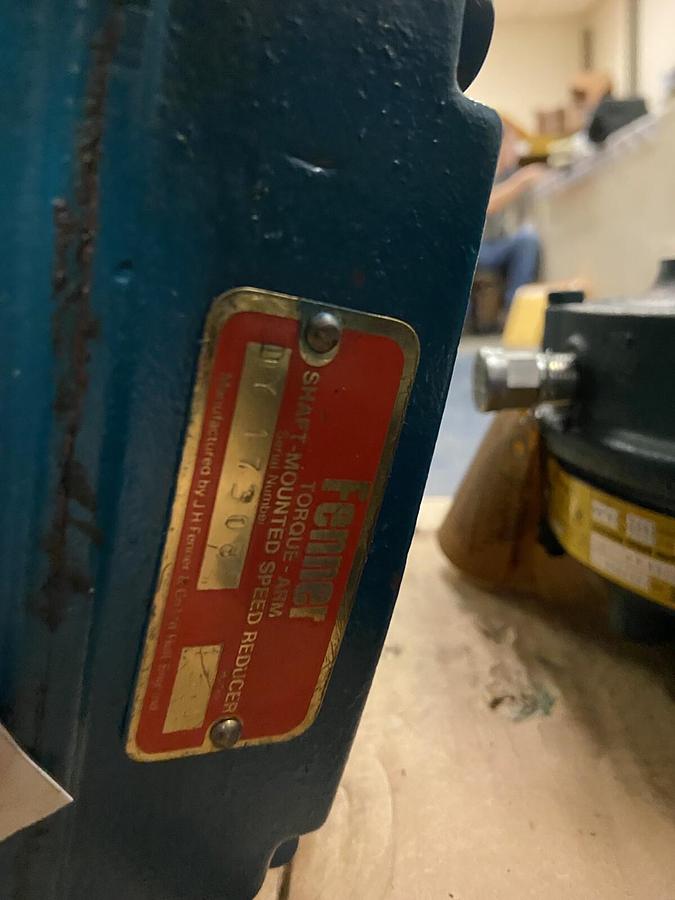 Fenner,SIZE D, Shaft Mounted Speed Reducer Ratio 13:1 Shaft 7/8 IN Bore 1-7/8 IN