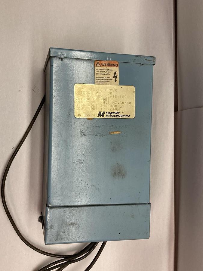 Used Magnetek Power,211-051,Outdoor Type 3R U/L Insulation Class 180