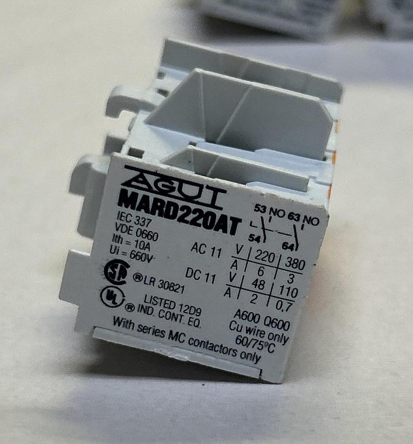 AGUT,MARD220AT,AUXILIARY CONTACT BLOCK LOT OF 7 NOS