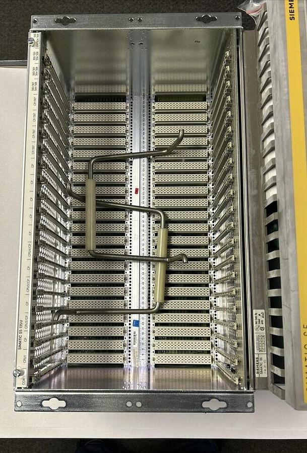 SIEMENS,6ES5135-3UA41,CHASSIS/6ES5955-3NA12 POWER SUPPLY NOS