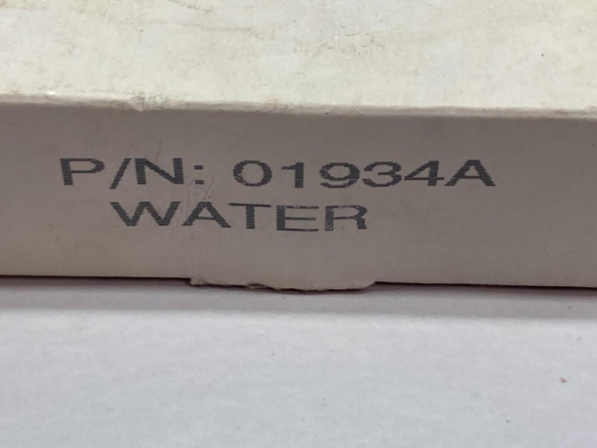 Viking,35-W1005P-02L-XUL,Pressure Gauge 0-300psi 0-2000kPa