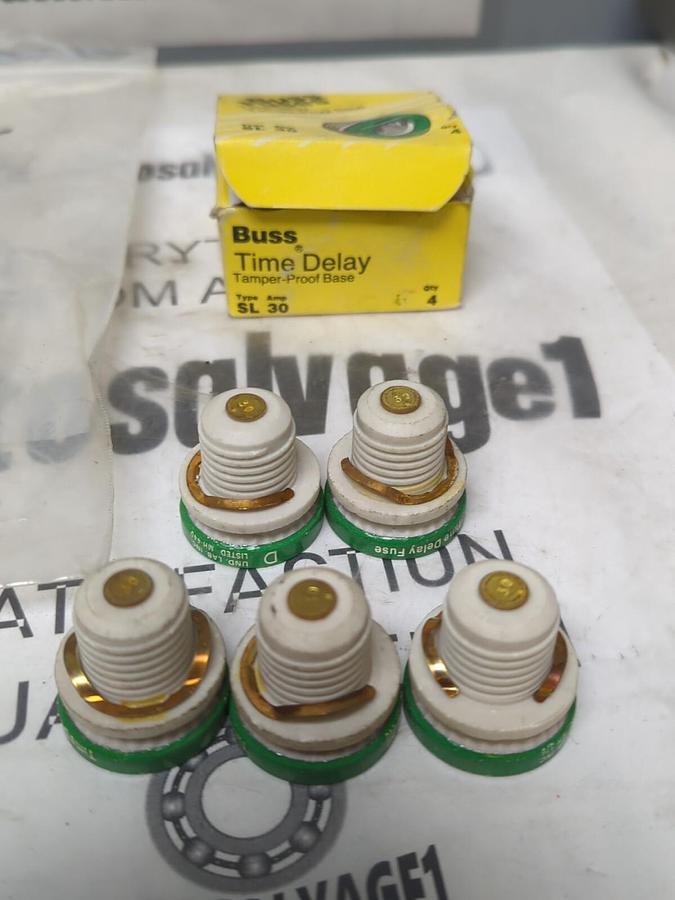 BUSSMANN,SL30,TAMPER-PROOF BASE 30 AMP PLUG FUSES LOT OF 5 NOS