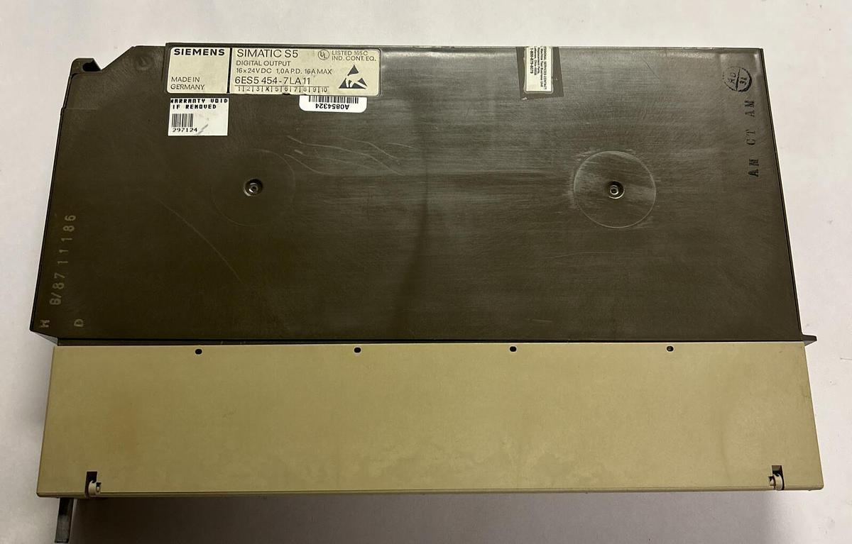 Used SIEMENS,6ES5454-7LA11,DIGITAL OUTPUT MODULE REFURBISHED