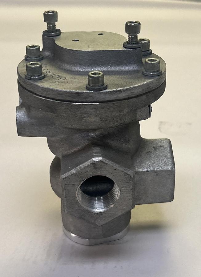 Used PARKER,N3556804553,SOLENOID VALVE 140PSI