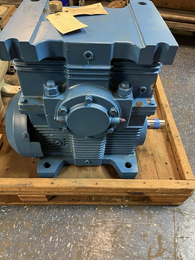 DELROYD,SIZE E-70,SINGLE WORM GEAR REDUCER RATIO 40