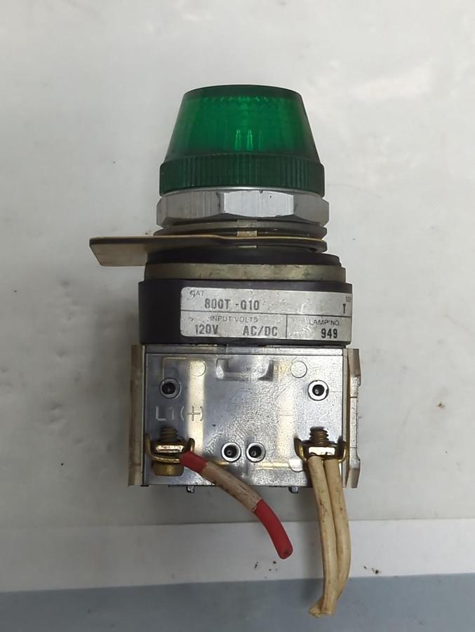 Used ALLEN BRADLEY,800T-Q10,SER T PILOT LIGHT GREEN PRE-OWNED