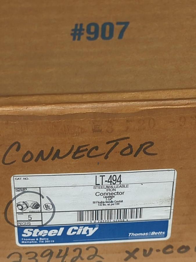 THOMAS & BETTS,LT-494,1-1/4 INCH 90 DEG LIQUID TIGHT CONNECTORS BOX OF 5 NEW