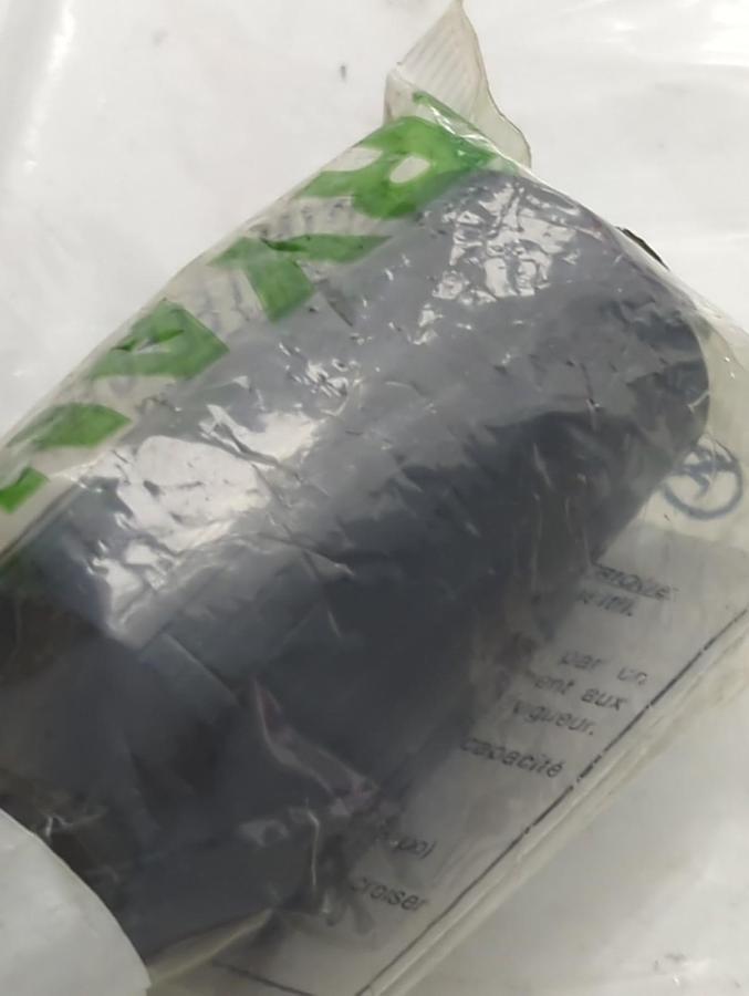 BRYANT ELECTRIC,5669B,STRAIGHT CONNECTOR 250V 2-POLE 3-WIRE LOT OF 3 NOS