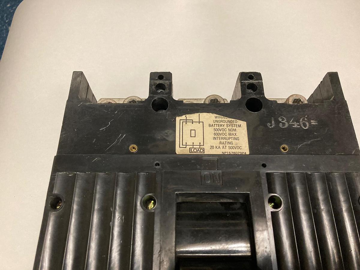 Used General Electric,TJJ436350,3-Pole Molded Case Circuit Breaker 350A 600V