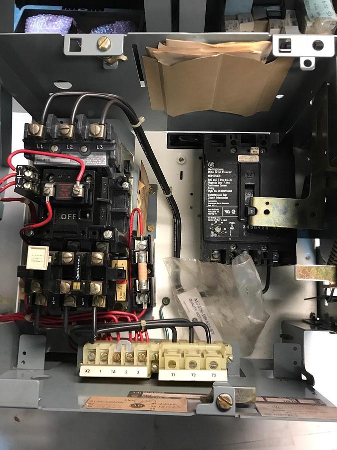 Allen Bradley,2113 BD6-1-4R-6-38W,16 INCH Fusible Disconnect Branch Feeder Unit