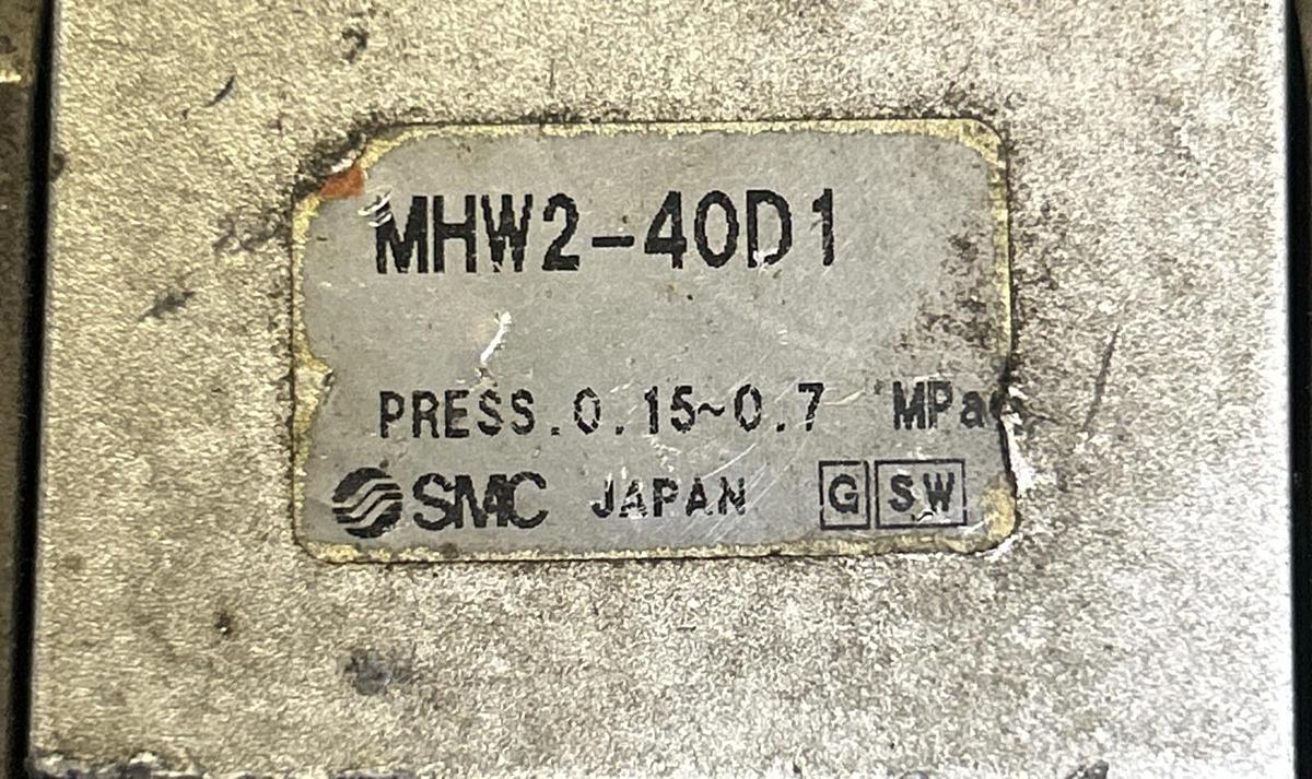 Used SMC,MHW2-40D1,AIR GRIPPER