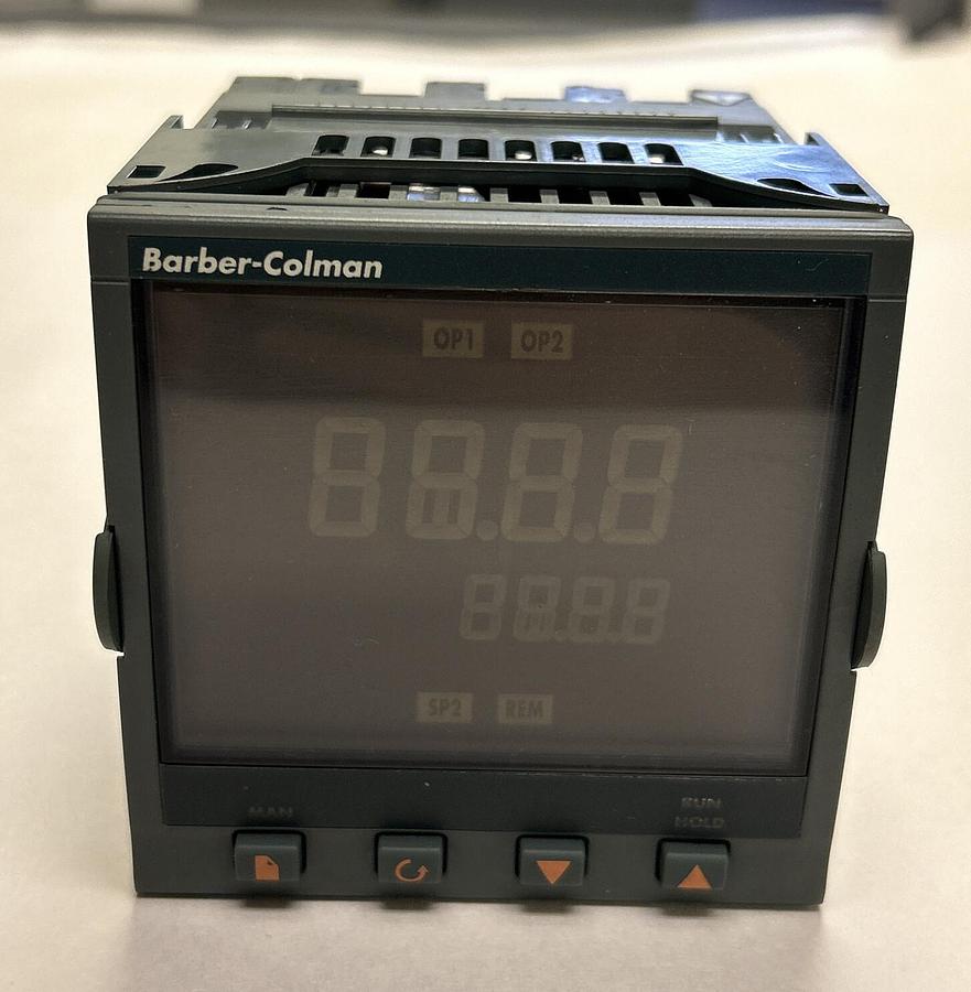 Used COLMAN,2204E/CC/VH/RH/RC/FH/FL/XX/XX/ENG/AX143/EUO555,TEMPERATURE CONTROLLER