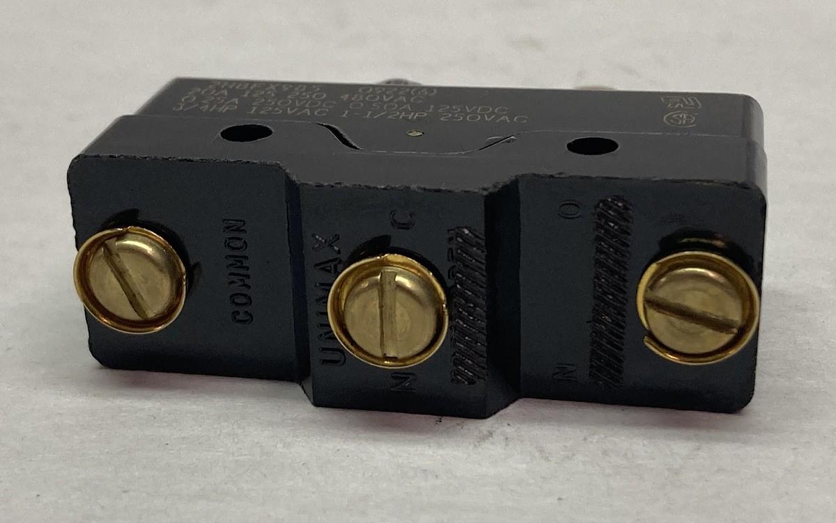 Unimax,2HBFX985,Snap Action Switch 20A 480VAC