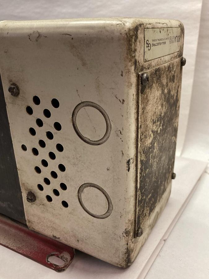 Used Sola,23-23-125-8,Constant Voltage Sine Wave Output 120V 60Hz