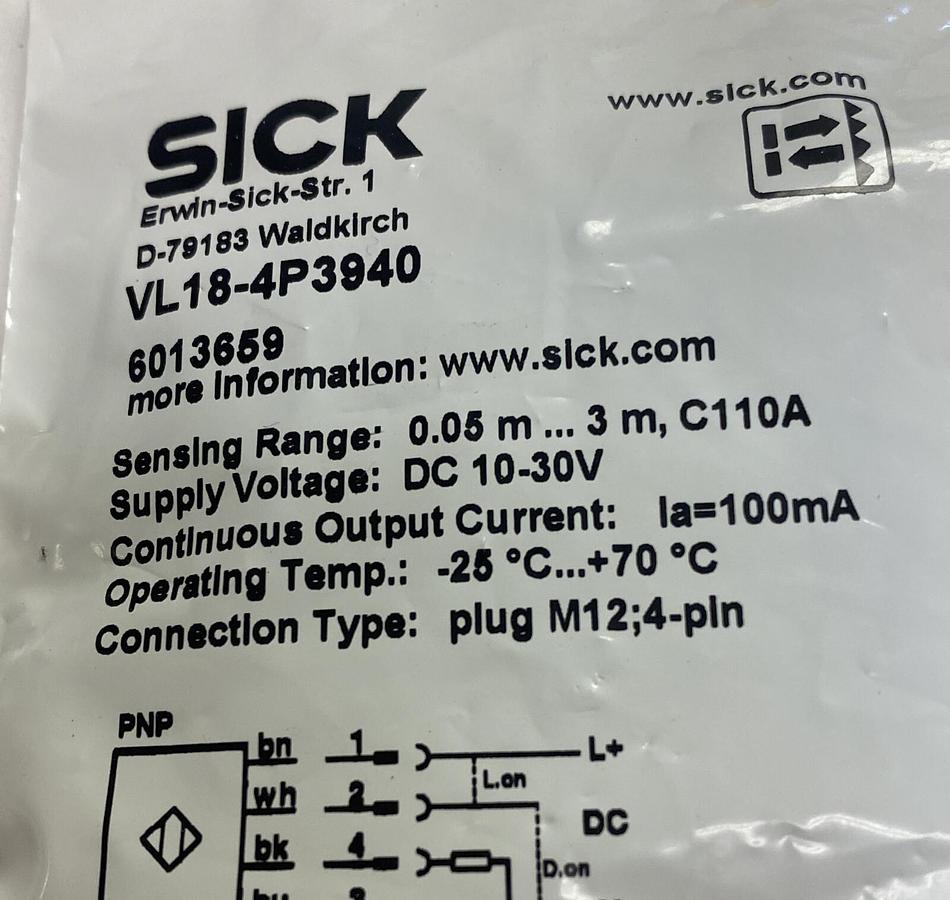 Used SICK,VL18-4P3940,PHOTOELECTRIC RETRO-REFLECTIVE SENSOR NEW