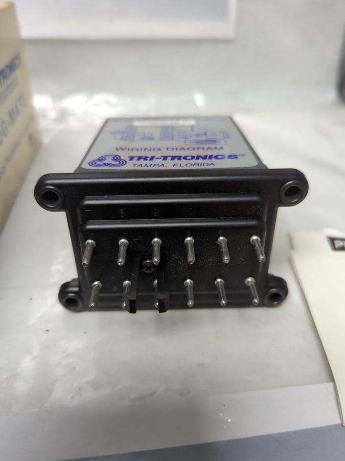 TRI-TRONICS,17340,PLUG-MATE MODEL SEPS-2 POWER SUPPLY 24V W/ RELAY NOS