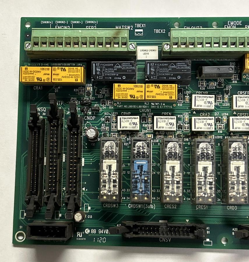 Used NACHI DAIHEN,UM213F L8800F L8800F07,RELAY CIRCUIT BOARD