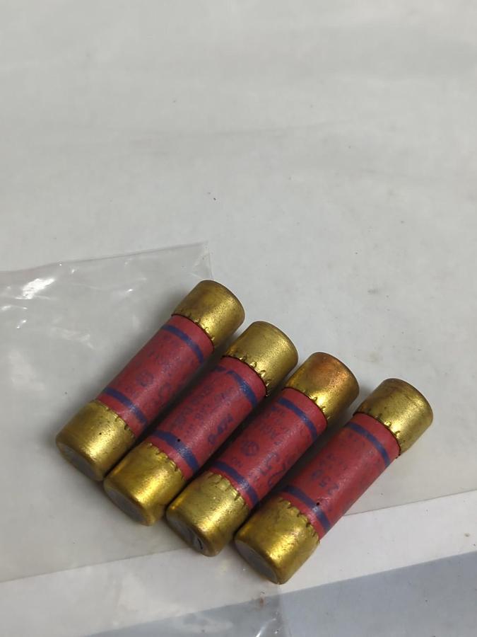 Used EAGLE,655,25 AMP FUSE LOT OF 4 PRE-OWNED