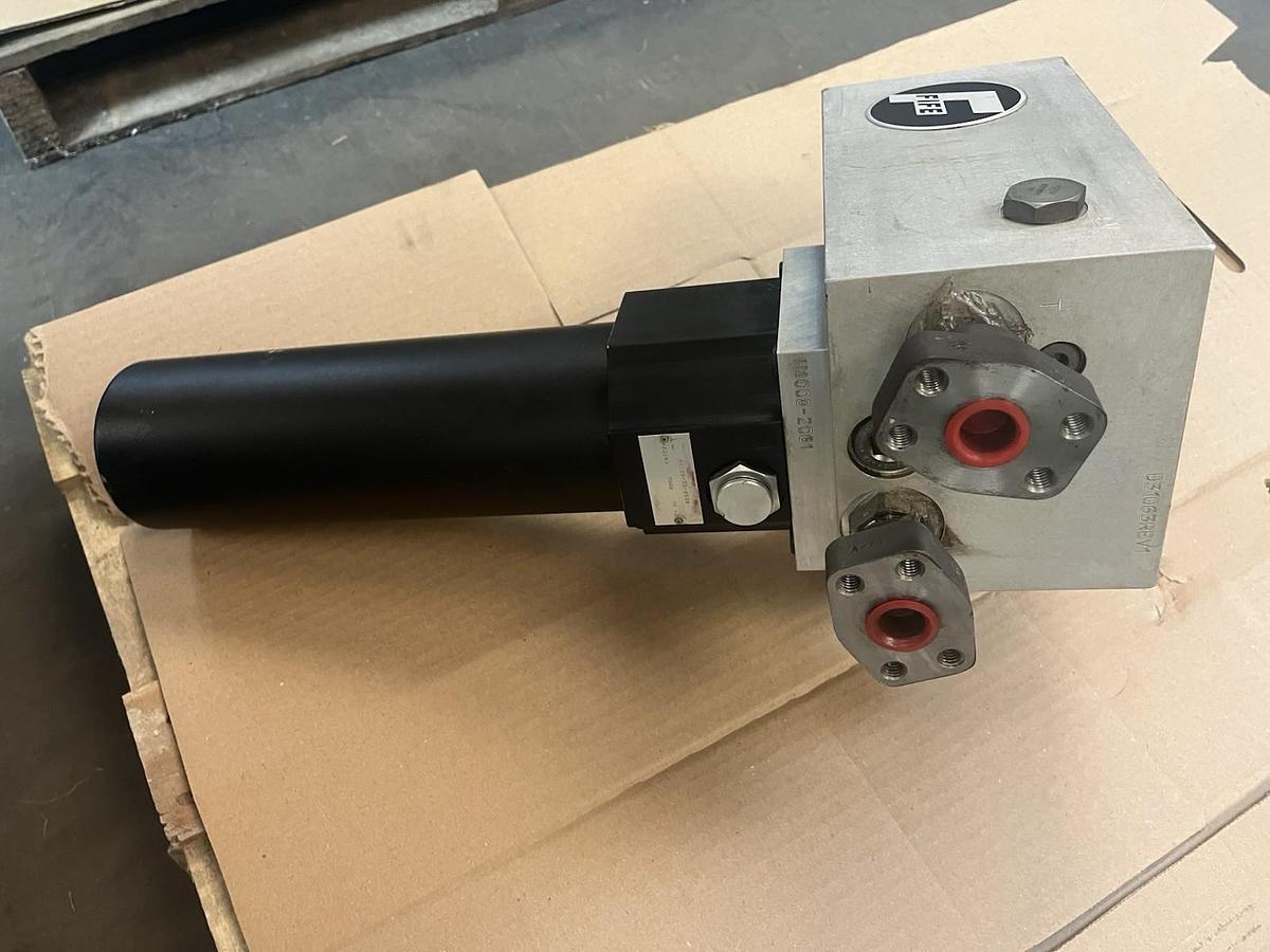 Used FIFE,D31063 REV 1,HYDRAULIC MANIFOLD BLOCK H0735-35-2028 FILTER ASSEMBLY