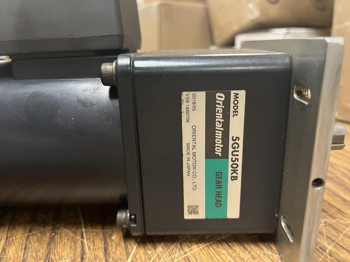 Used OM ORIENTAL MOTOR,5IK90GU-SWT,INDUCTION MOTOR W GEAR HEAD 5GU50KB