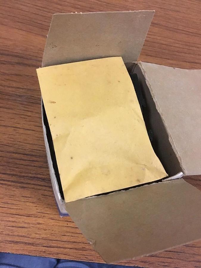 GENERAL ELECTRIC,546A301G11,Contact Support Assembly Lower Base Lot Of 3