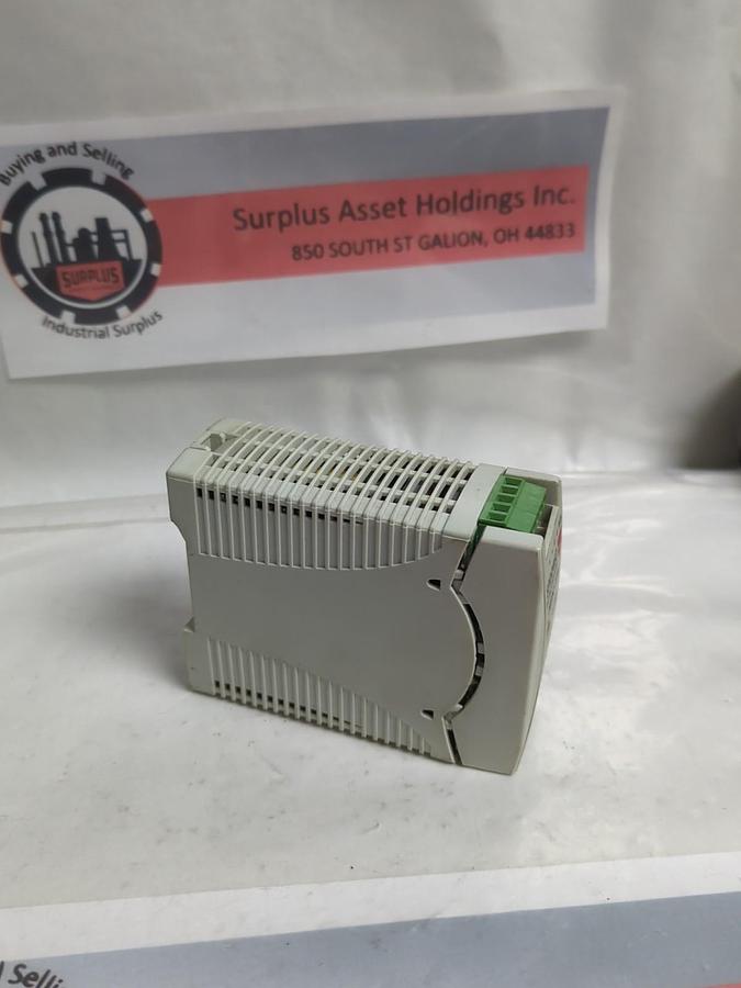 Used CARLO GAVAZZI,SPD24601,AC/DC CONVERTER 24VDC-2.5A 100-240VAC 46-63HZ PRE-OWNED