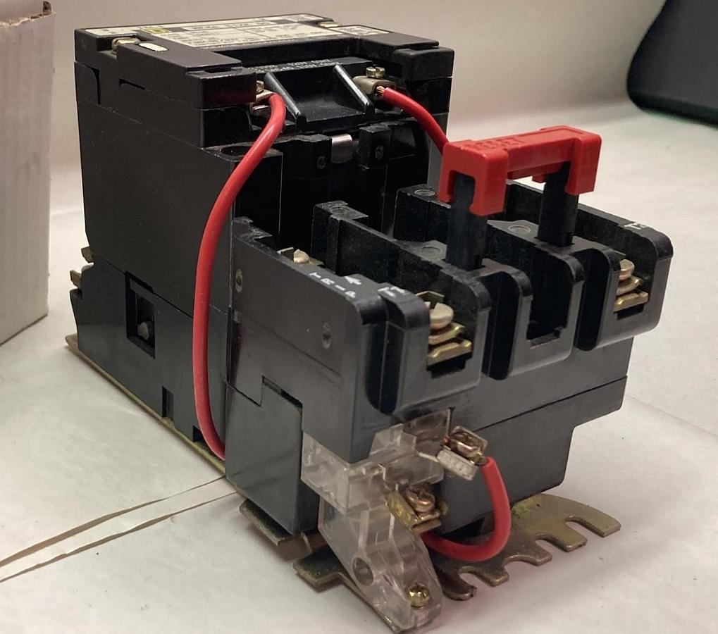 Square D,8536SAG11,Nema Size 00 Class 8536 Motor Starter Type S Ser B