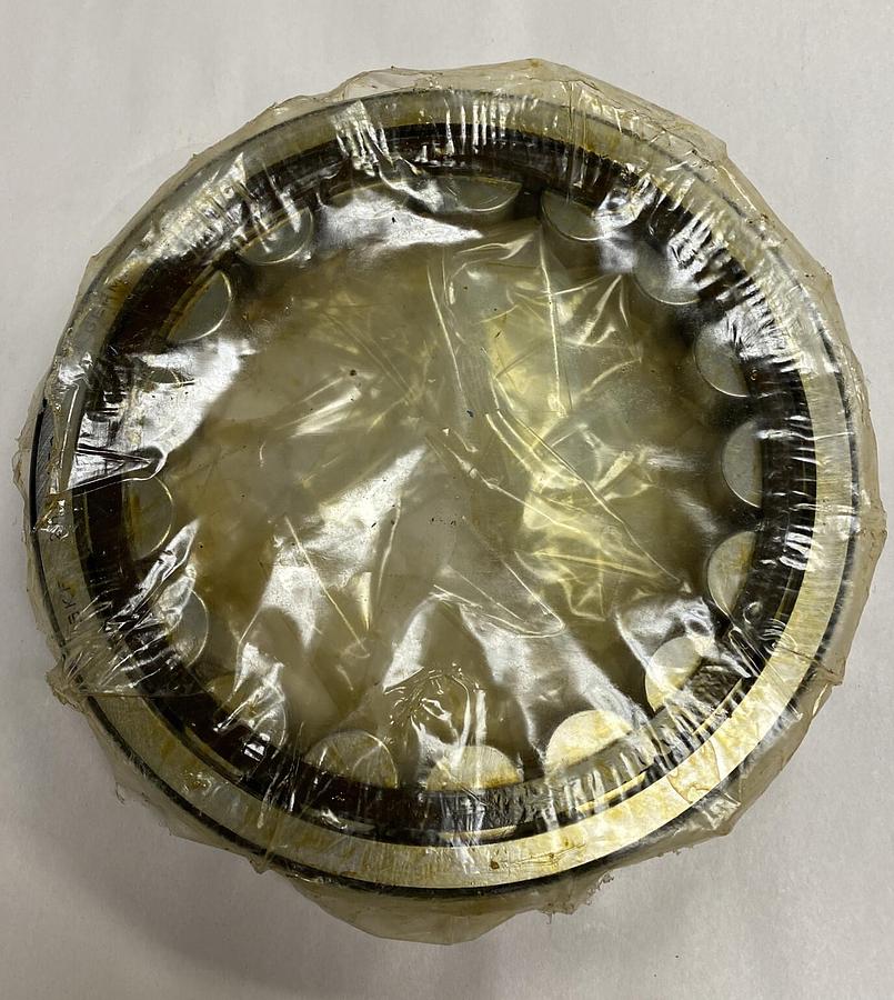 SKF,2NU26EC,Roller Bearing New no Box