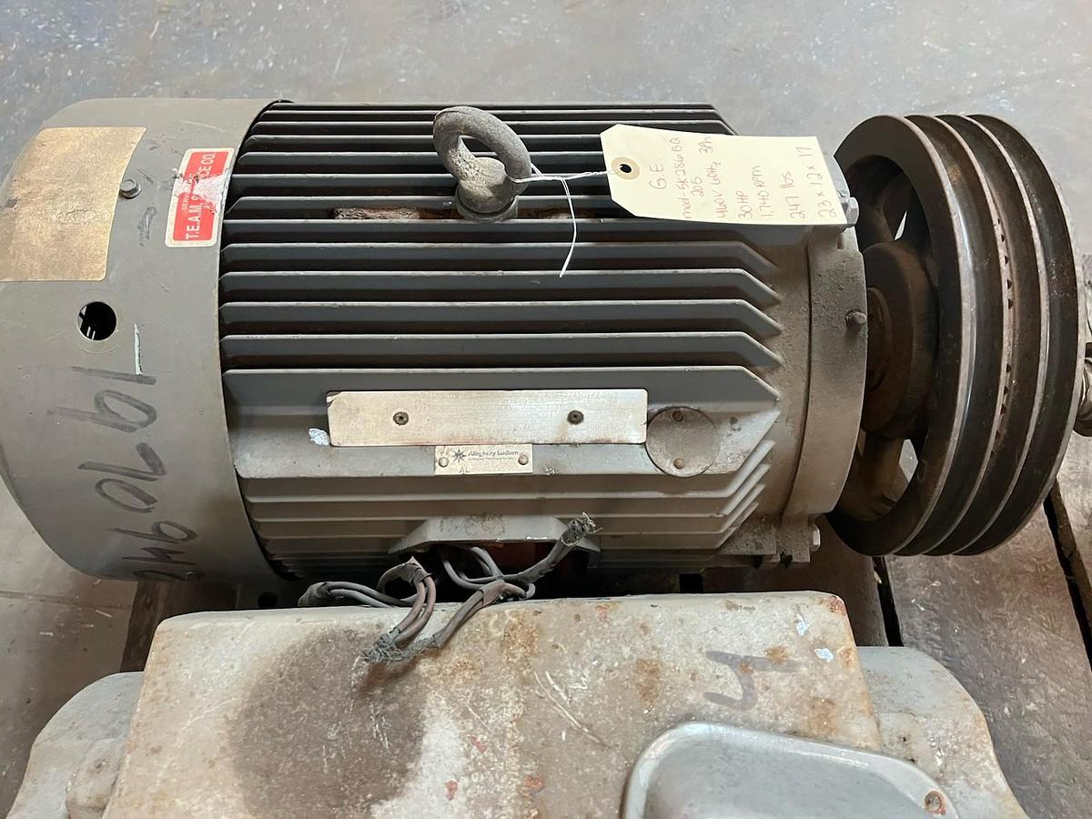 Used GE,5K286BQ205,MOTOR 30HP 1740RPM 3PH D286T