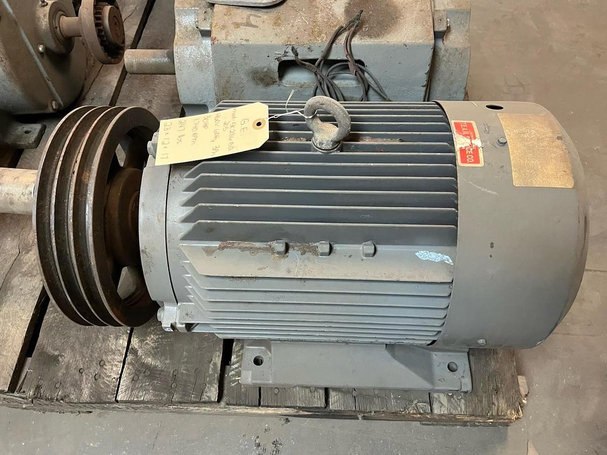 Used GE,5K286BQ205,MOTOR 30HP 1740RPM 3PH D286T