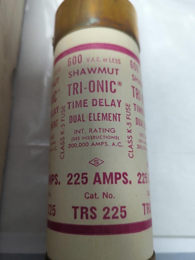 GOULD SHAWMUT,TRS225,TRI-ONIC 225 AMP FUSE NOS
