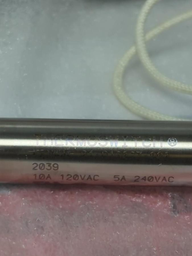 KIDDE-FENWELL,01-018023-000,THERMOSTAT CONTROL 10A 250VAC/5A 240VAC NOS