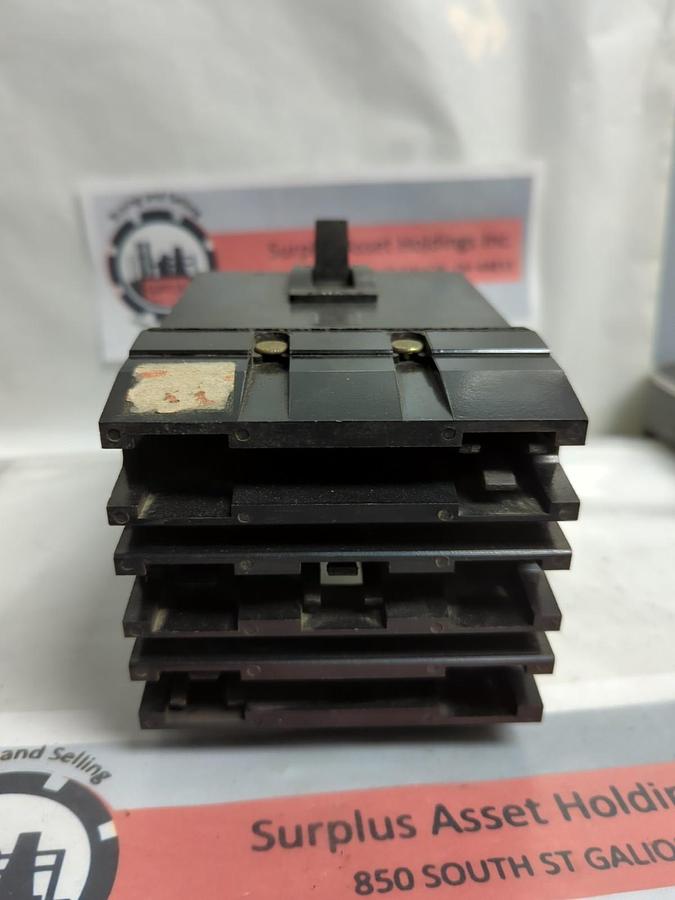 Used SQUARE D,FA-32050,CIRCUIT BREAKER 3-POLE 50 AMP PRE-OWNED