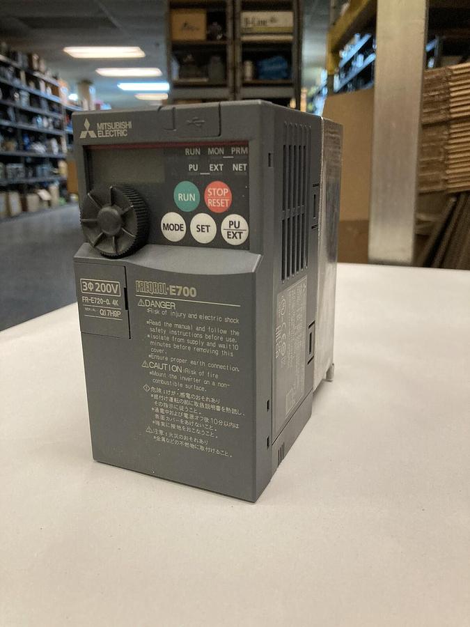 Used Mitsubishi Electric,FR-E720-0.4K Freqrol E700, Inverter Module 220V 0.4KW Unit