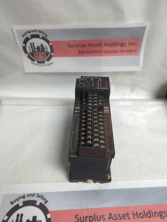 Used MITSUBISHI,AX40Y10C,MELSEC INPUT/OUTPUT UNIT MISSING DOORS PRE-OWNED