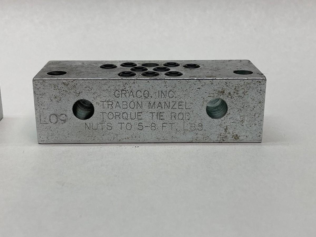 Graco,L09,Modular Distributor Divider Block Lot of 2