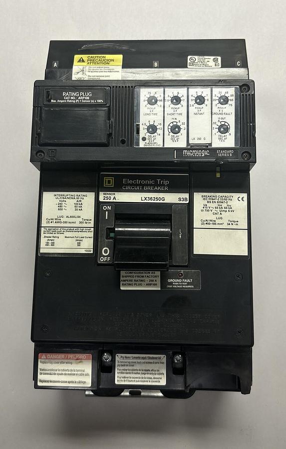 Used SQUARE D,LX36250G,I-LINE MOLDED CASE CIRCUIT BREAKER 600V 250A