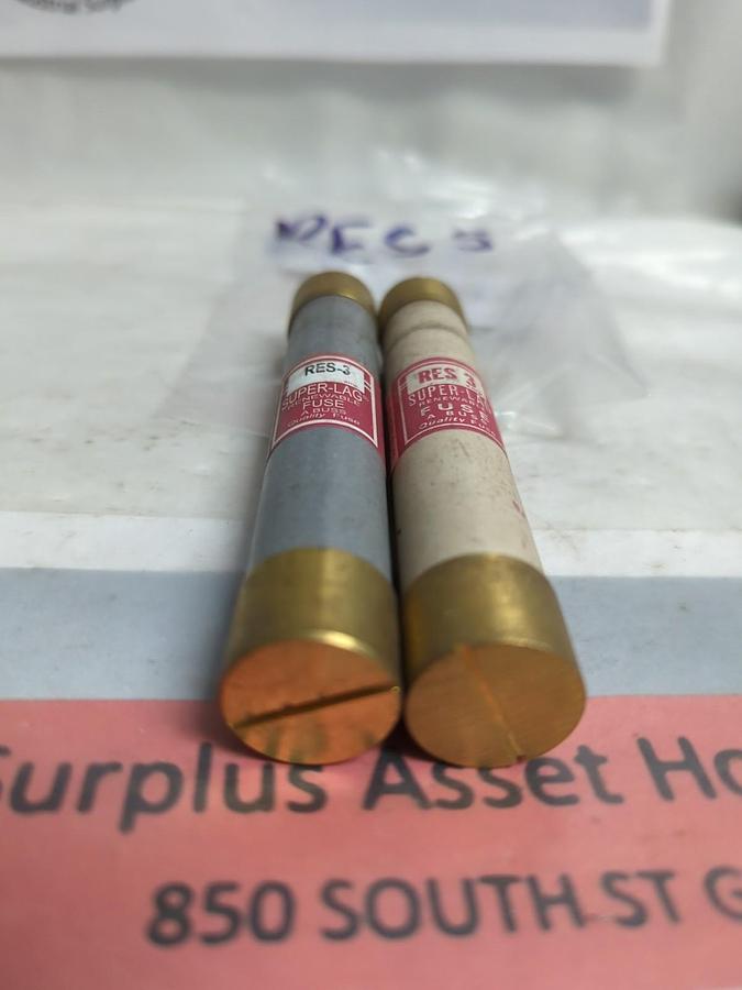 Used COOPER BUSSMANN,RES 3,SUPER-LAG 3 AMP FUSE LOT OF 2 PRE-OWNED