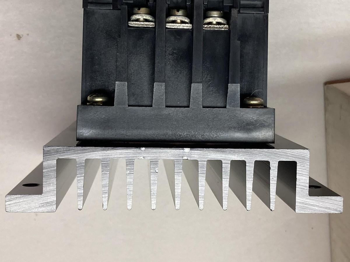 Allen-Bradley,SMC-2 150-A35NB,3-Phase Smart Motor Controller 35A 50/60Hz 460V